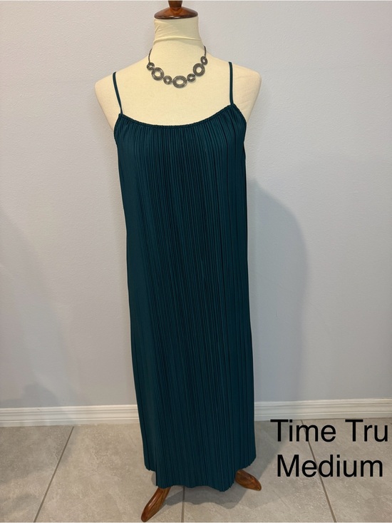 Time and Tru Dresses & Skirts - Time and Tru Teal Pleated Spaghetti-Strap Maxi Dress